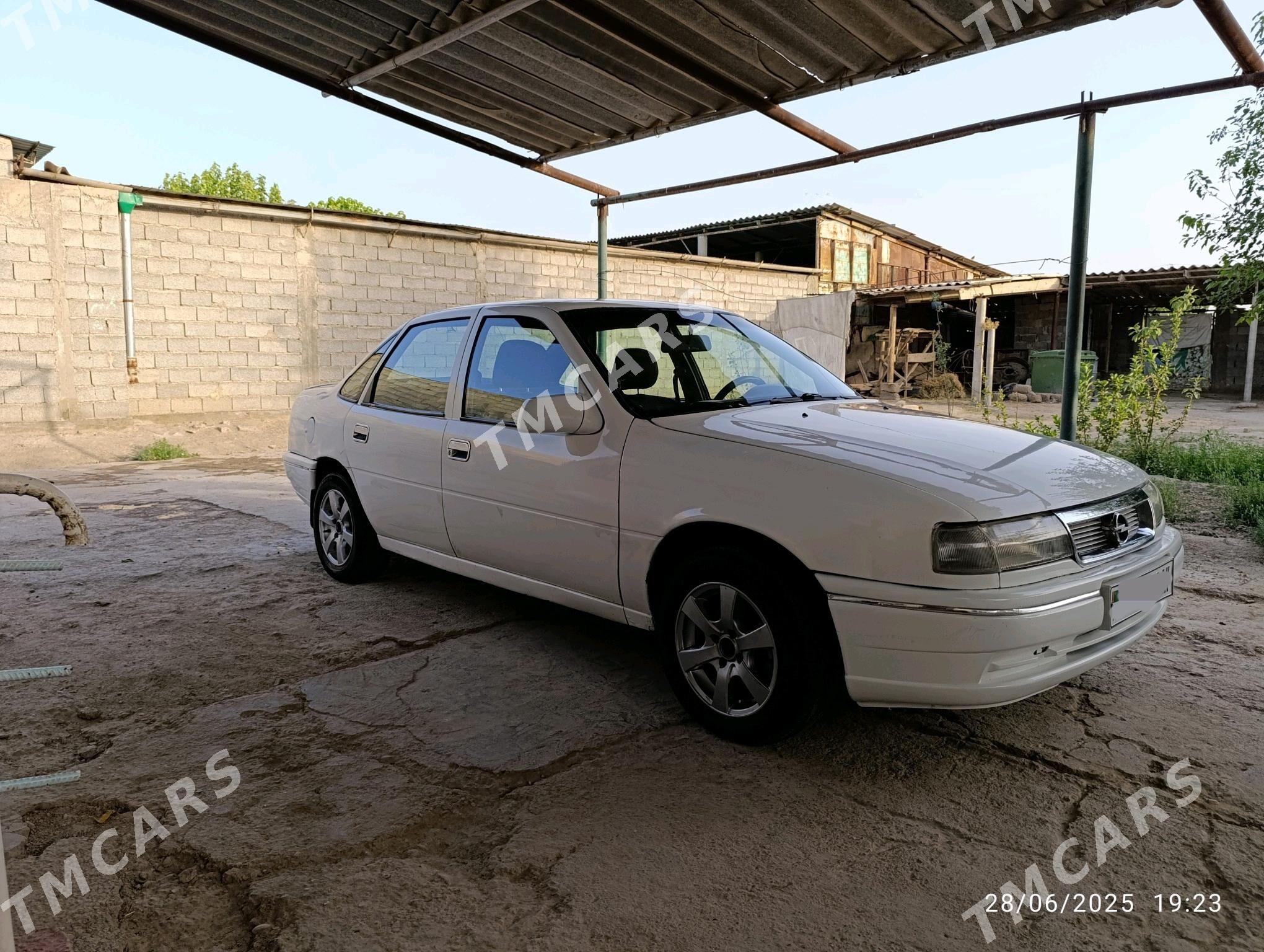 Opel Vectra 1992 - 30 000 TMT - Ýaşlyk - img 8