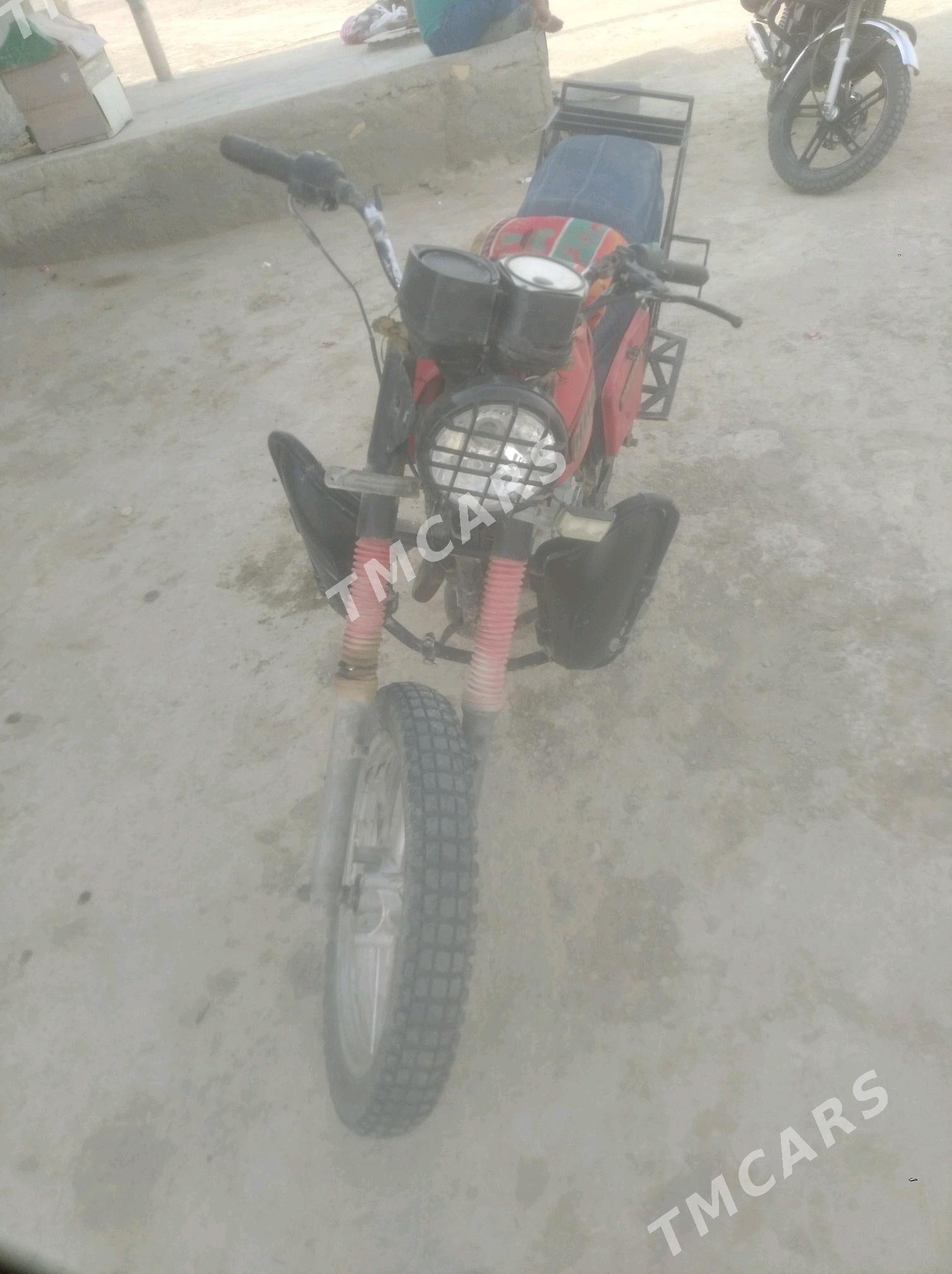 Fekon FK150-8G 2010 - 9 000 TMT - Этрек - img 3