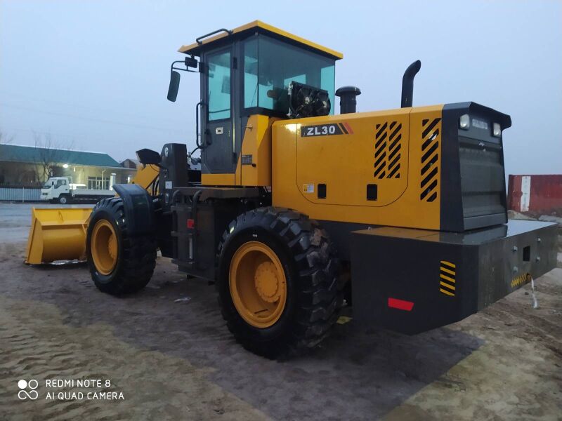XCMG LW300F 2025 - 520 000 TMT - Türkmenabat - img 4