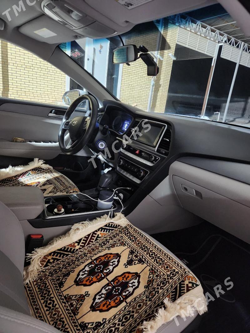 Hyundai Sonata 2019 - 180 000 TMT - Baýramaly - img 2