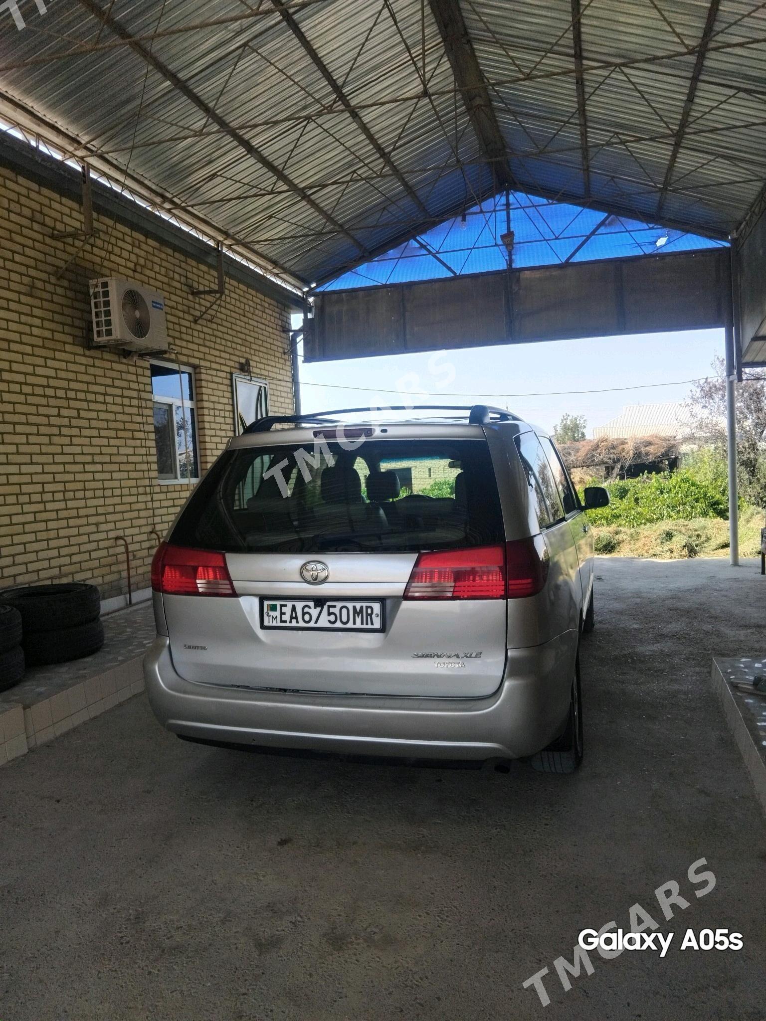Toyota Sienna 2004 - 220 000 TMT - Murgap - img 8