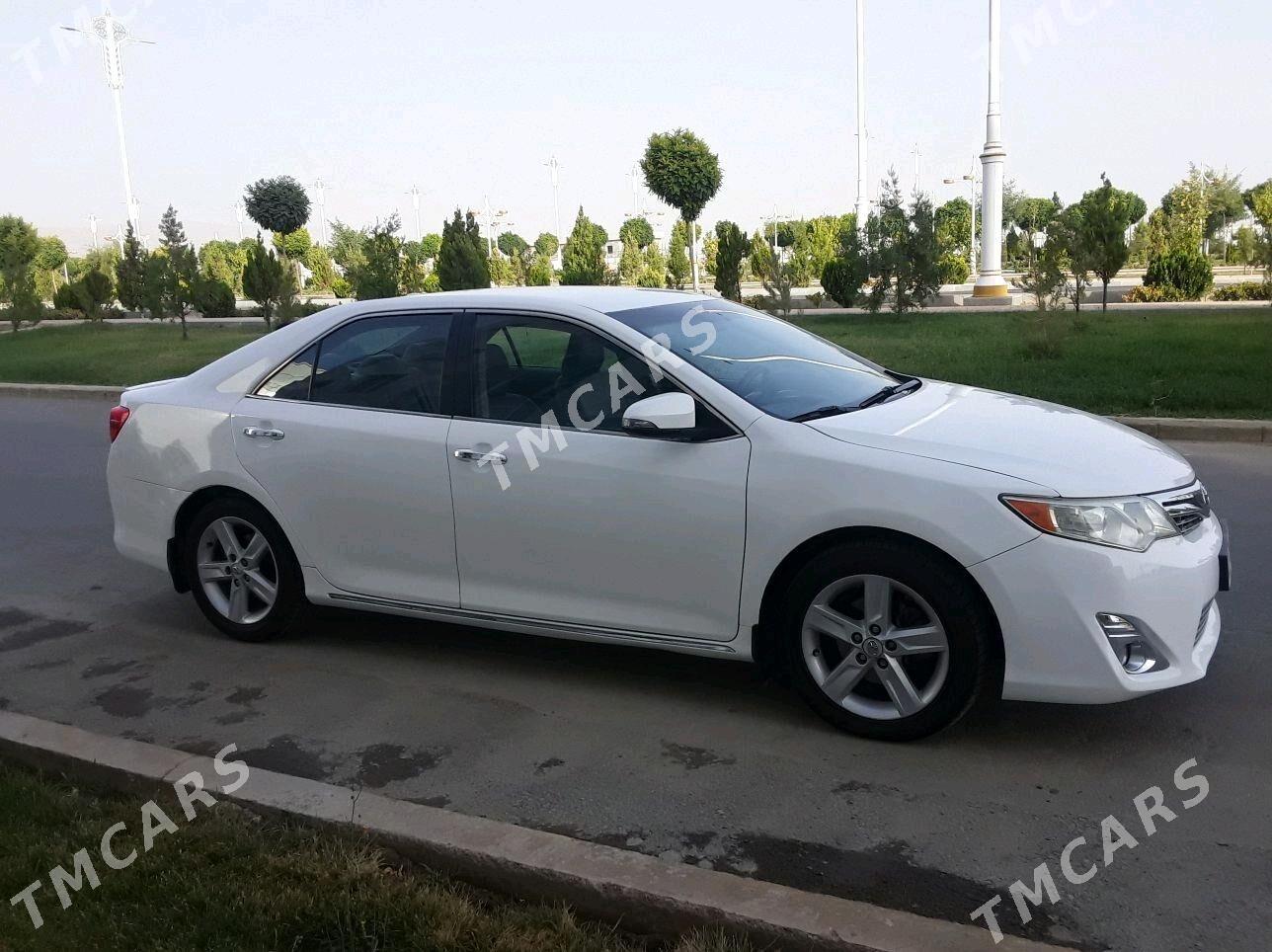 Toyota Camry 2011 - 200 000 TMT - Gökdepe - img 4