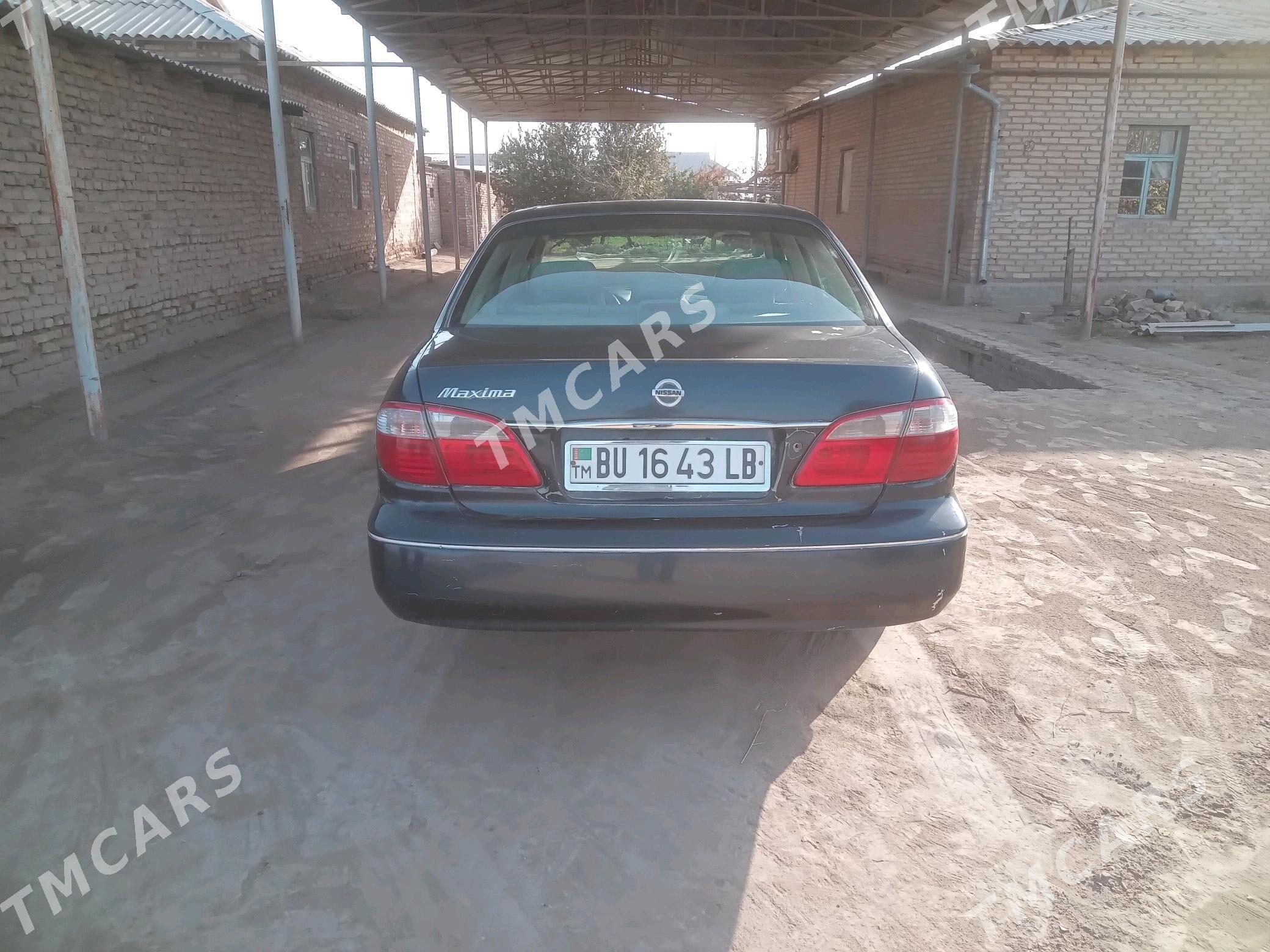 Nissan Maxima 2000 - 40 000 TMT - Hojambaz - img 4
