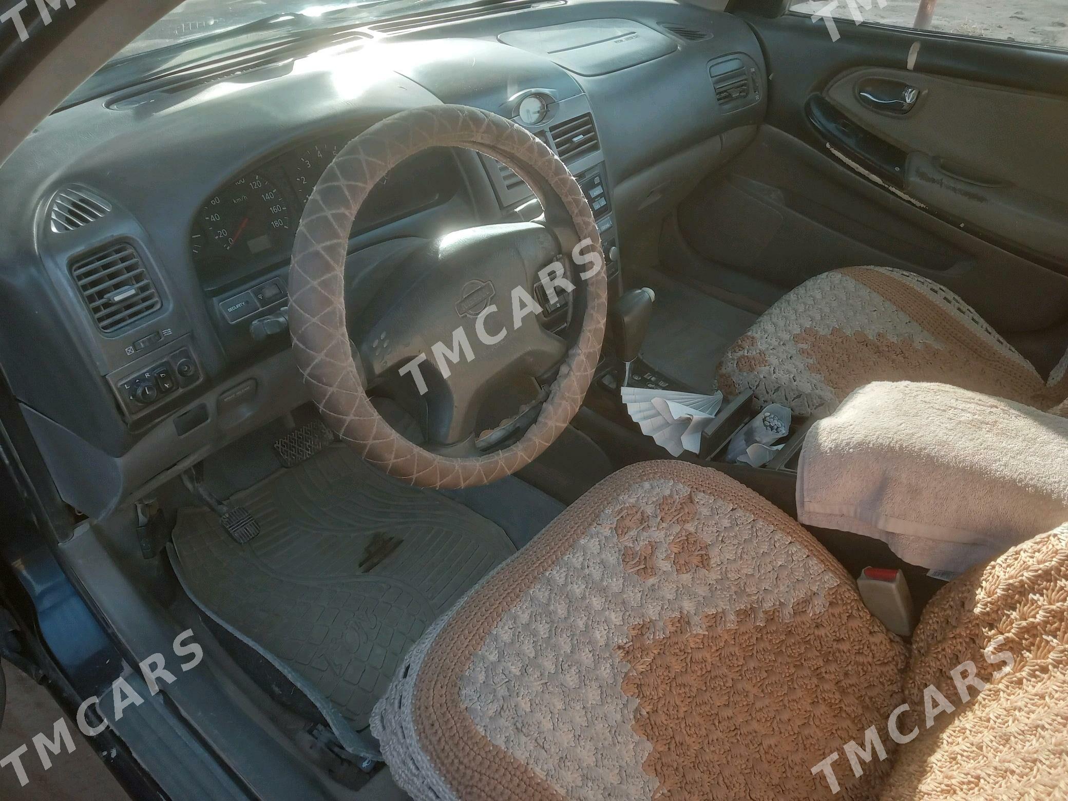 Nissan Maxima 2000 - 40 000 TMT - Hojambaz - img 6