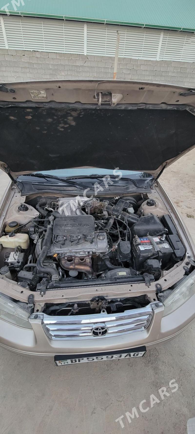 Toyota Camry 2000 - 148 000 TMT - Aşgabat - img 4