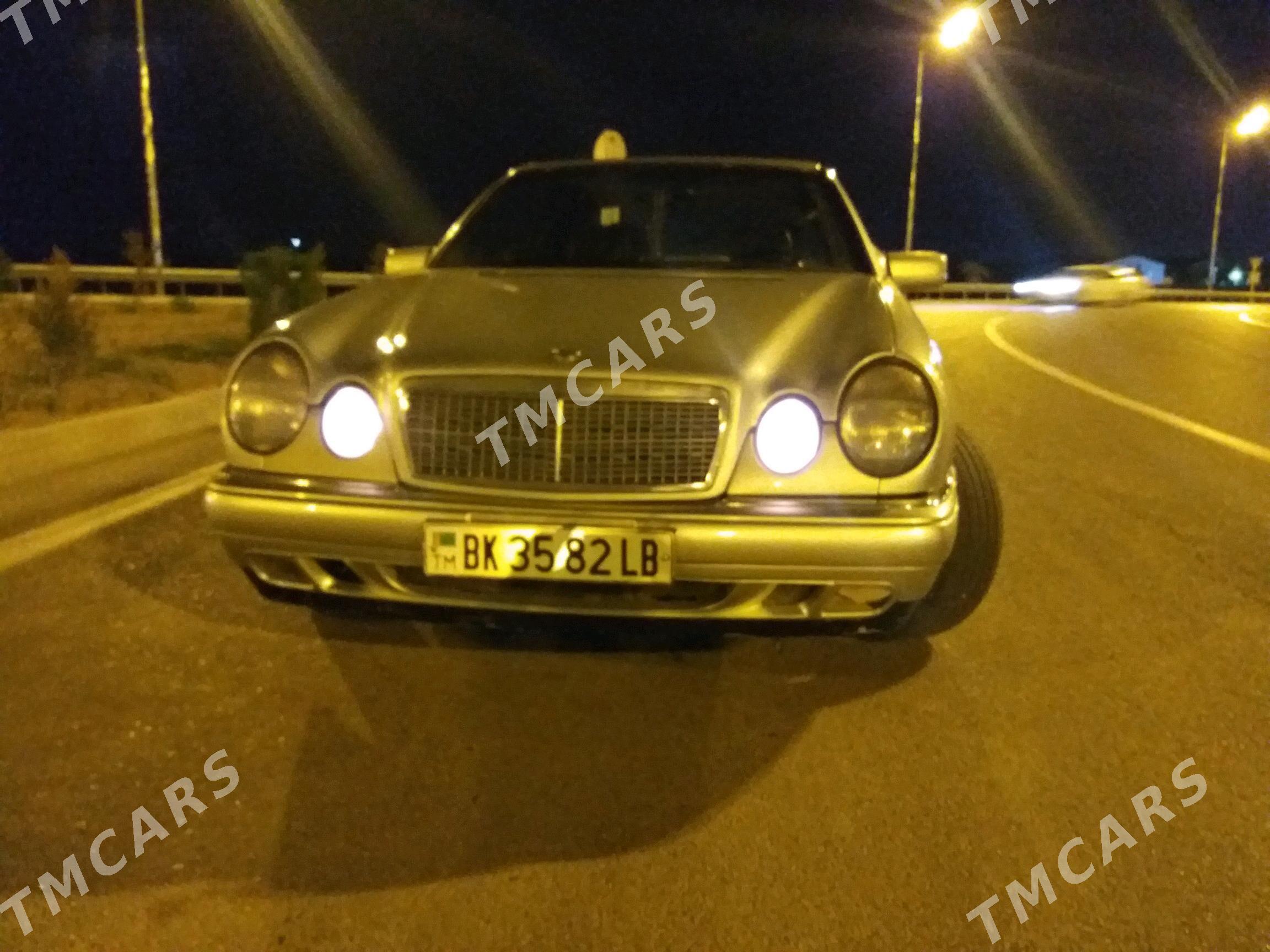 Mercedes-Benz E320 1998 - 70 000 TMT - Türkmenabat - img 2