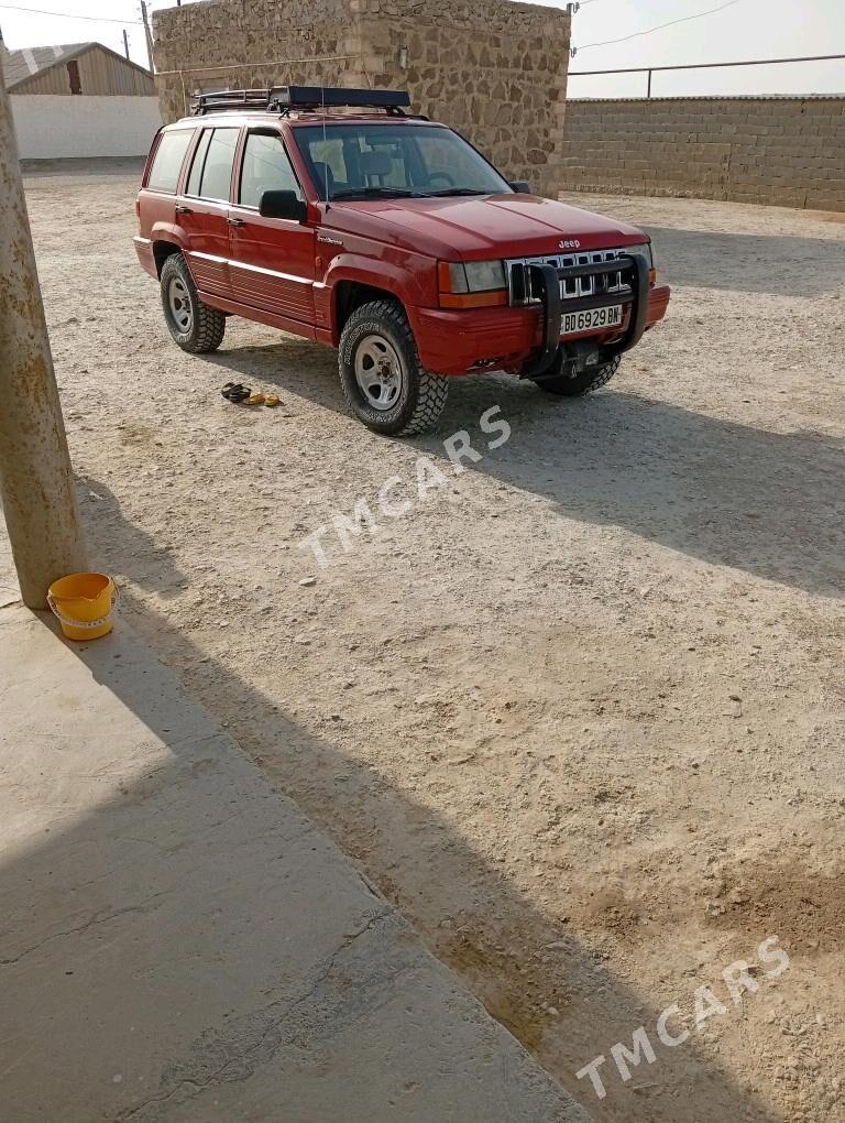 Jeep Grand Cherokee 1995 - 60 000 TMT - Берекет - img 2
