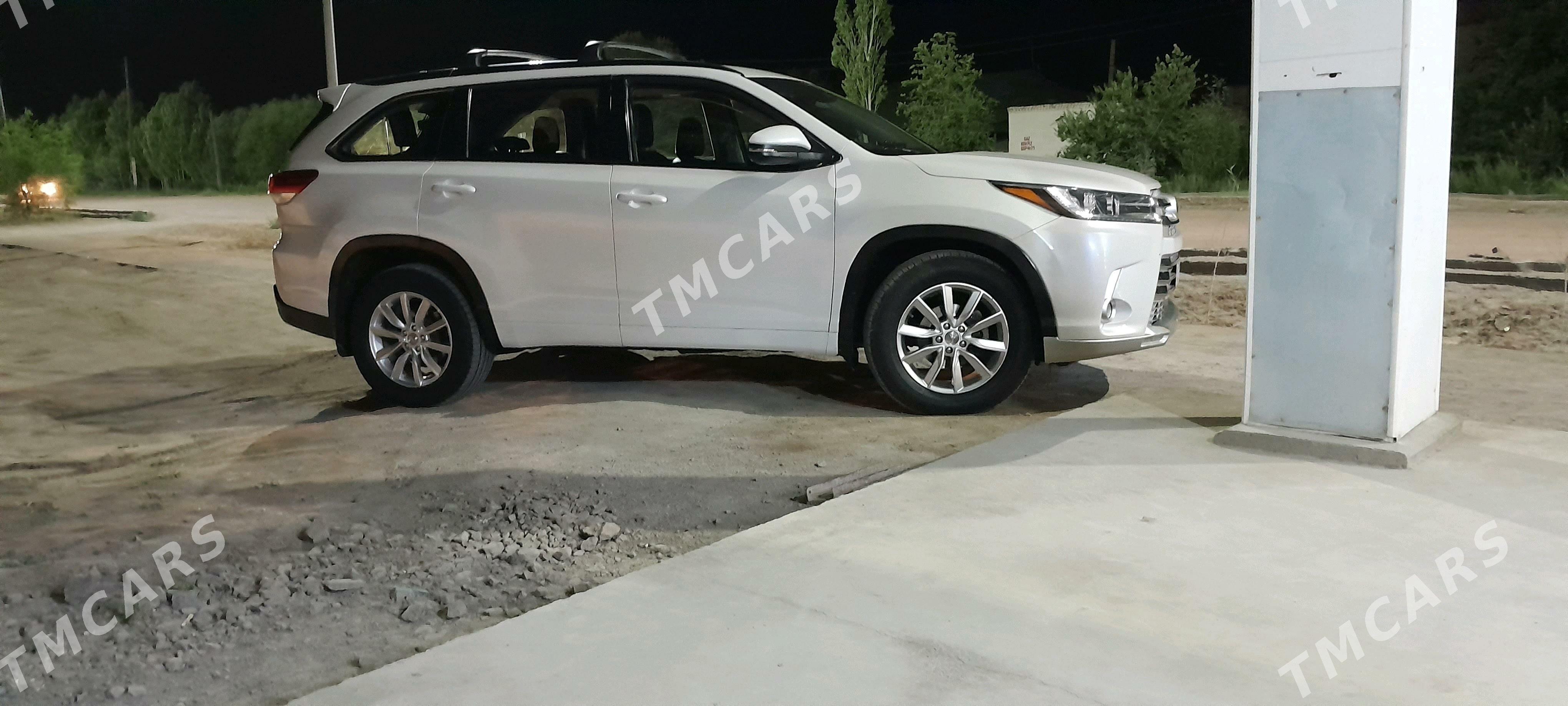 Toyota Highlander 2018 - 400 000 TMT - Akdepe - img 4