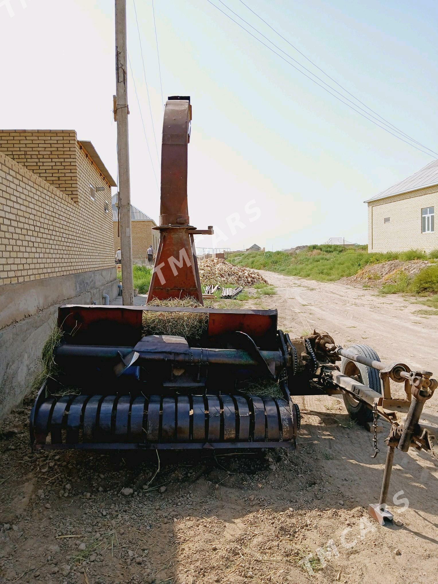 MTZ 80 2002 - 130 000 TMT - Sakarçäge - img 2
