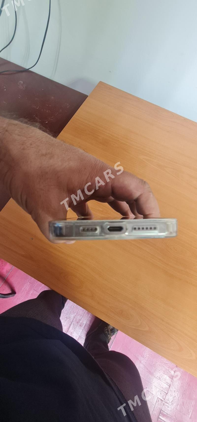 15 pro max 256 titan - Parahat 3 - img 4