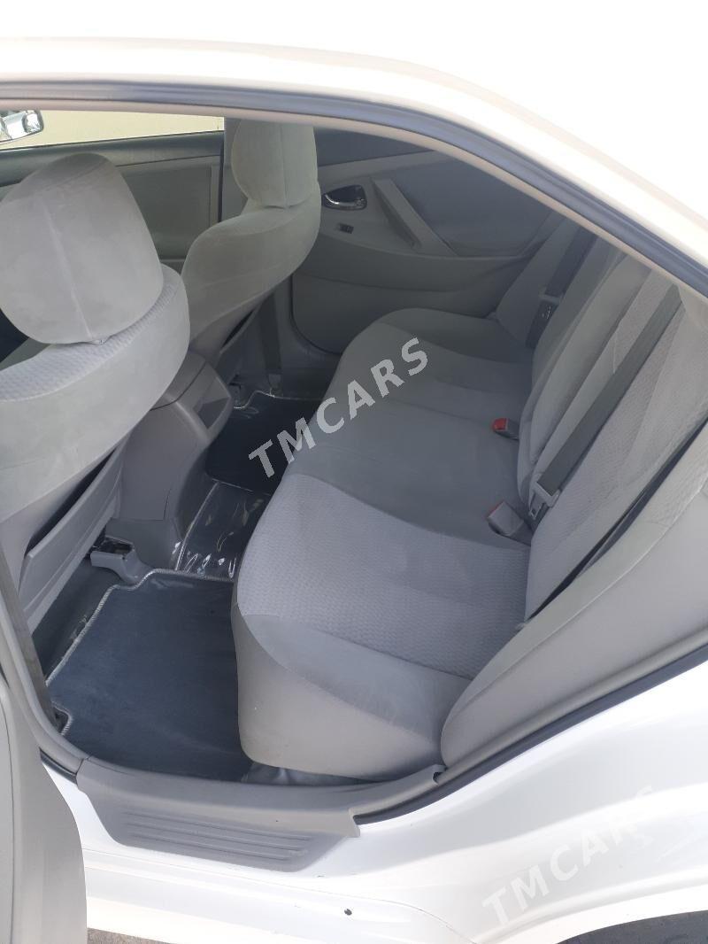 Toyota Camry 2010 - 168 000 TMT - Büzmeýin - img 5