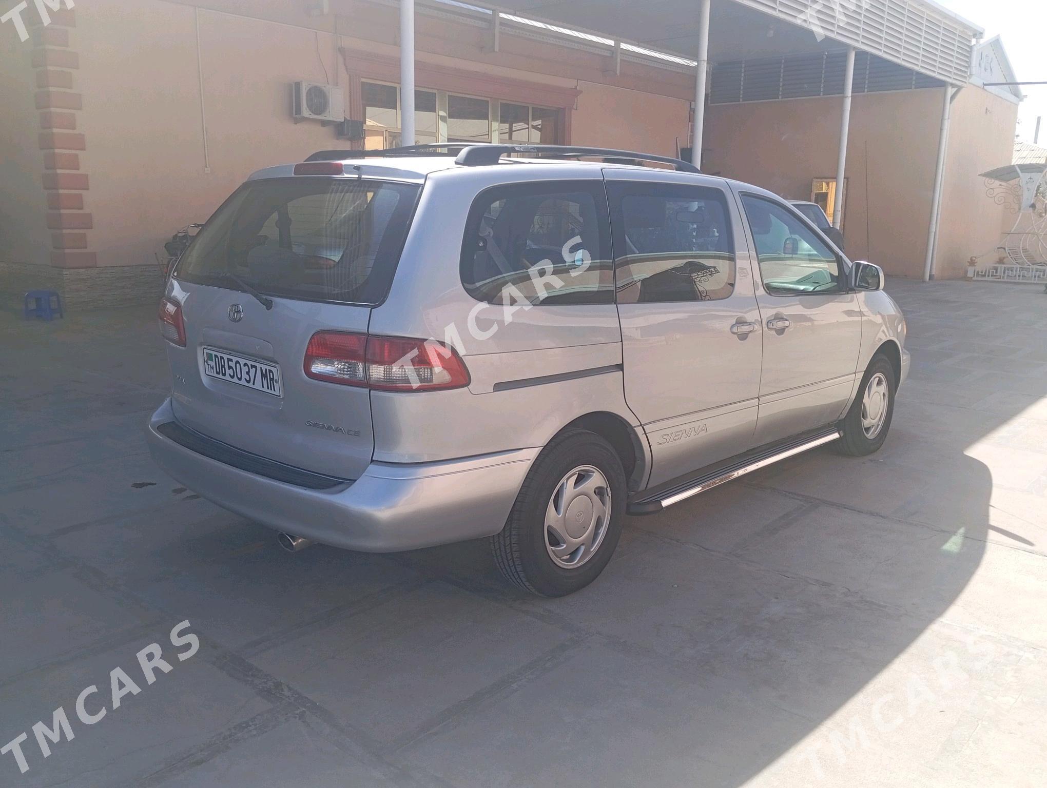 Toyota Sienna 2002 - 158 000 TMT - Mary - img 10