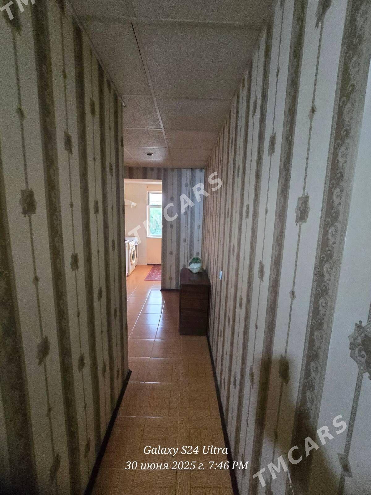3 КОМ.11 МКР. - Aşgabat - img 2