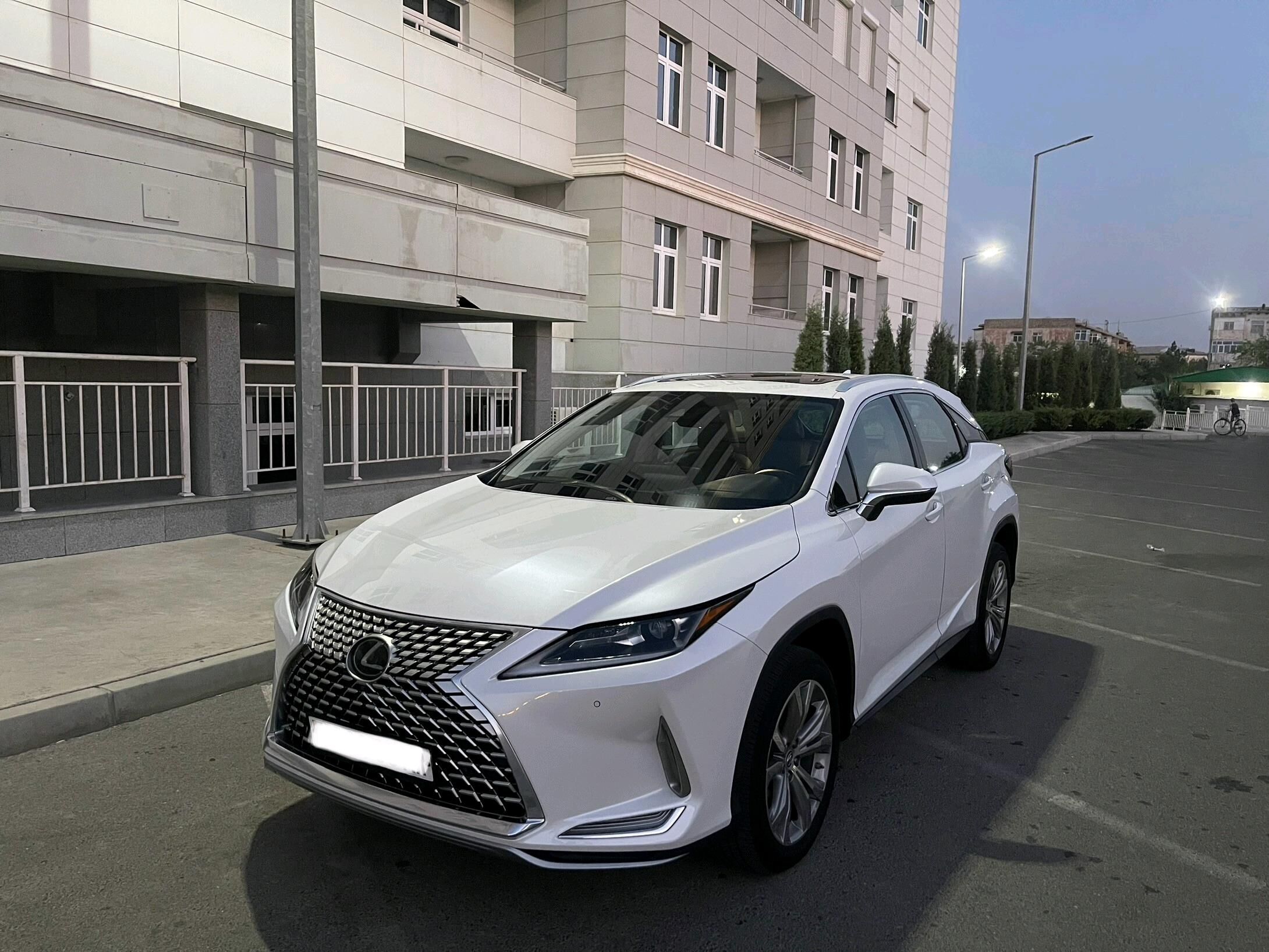 Lexus RX 350 2021 - 580 000 TMT - "Altyn Asyr" Gündogar bazary (Jygyllyk) - img 4