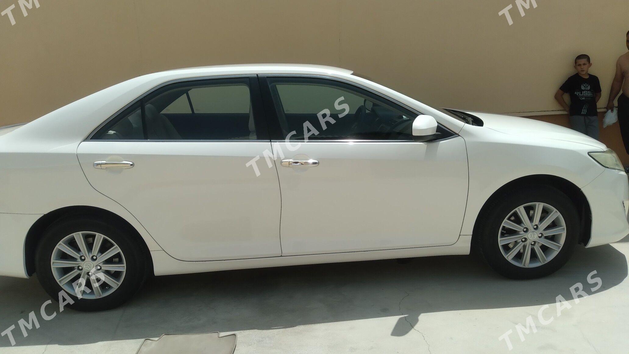 Toyota Camry 2013 - 270 000 TMT - Ашхабад - img 2