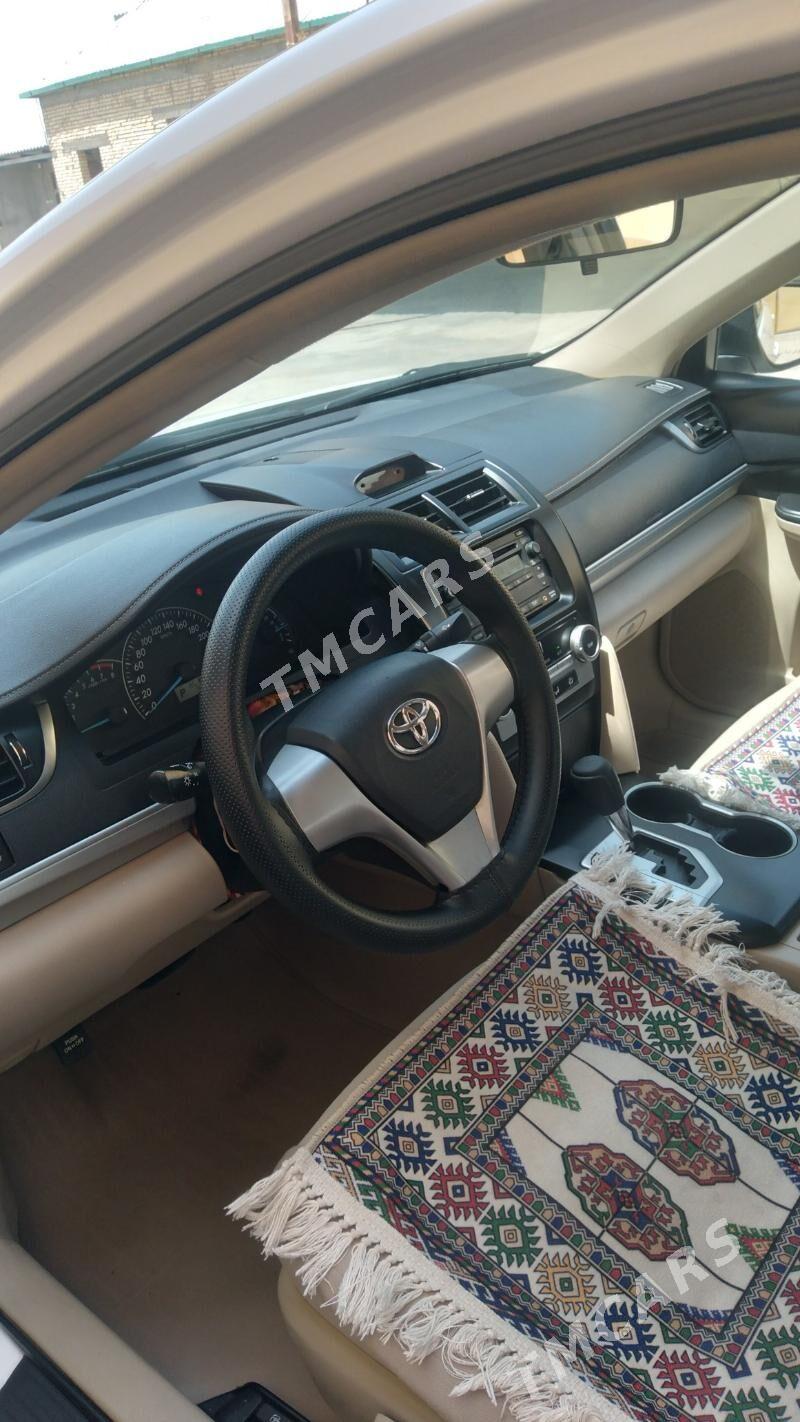 Toyota Camry 2013 - 270 000 TMT - Ашхабад - img 6