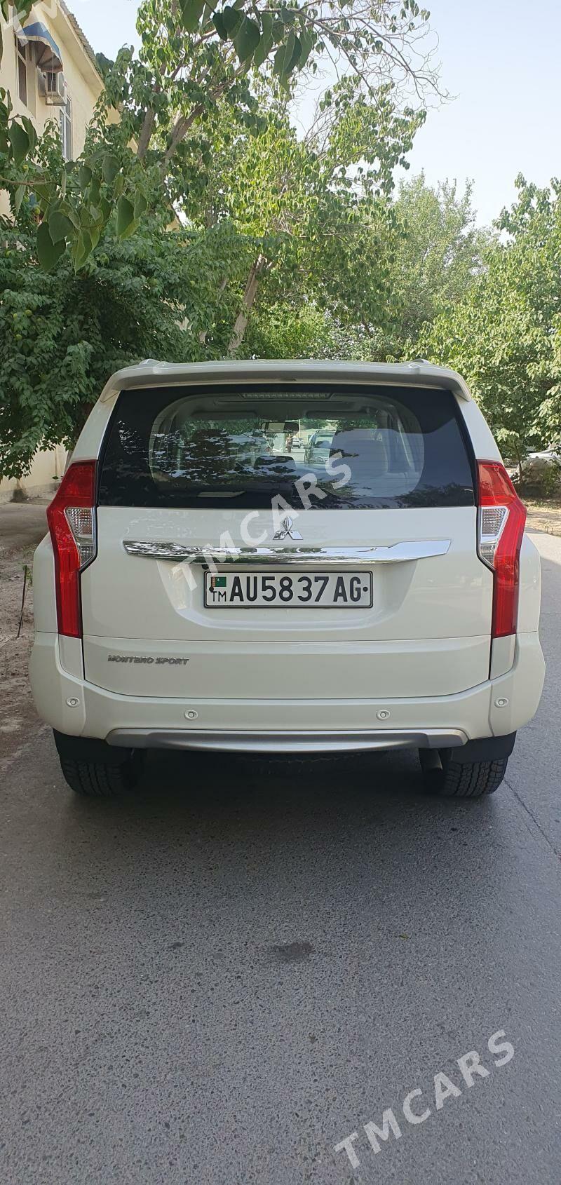 Mitsubishi Montero Sport 2019 - 373 000 TMT - Ашхабад - img 3