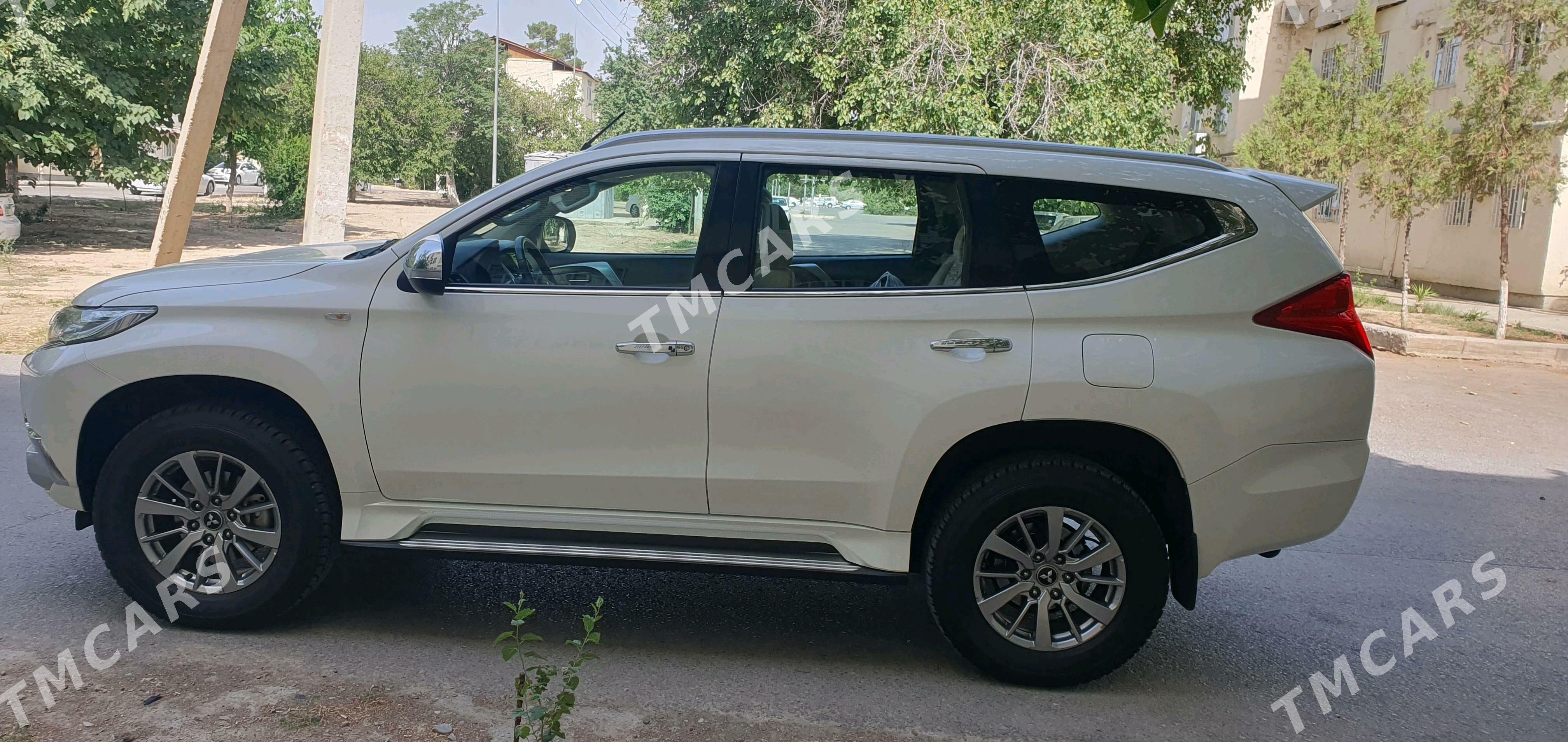 Mitsubishi Montero Sport 2019 - 373 000 TMT - Ашхабад - img 8