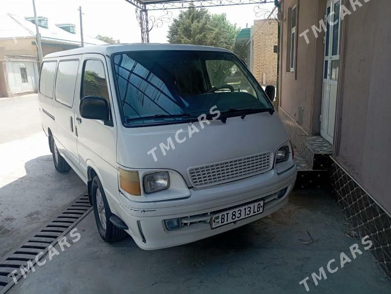 Toyota Hiace 2004 - 100 000 TMT - Дянев - img 3