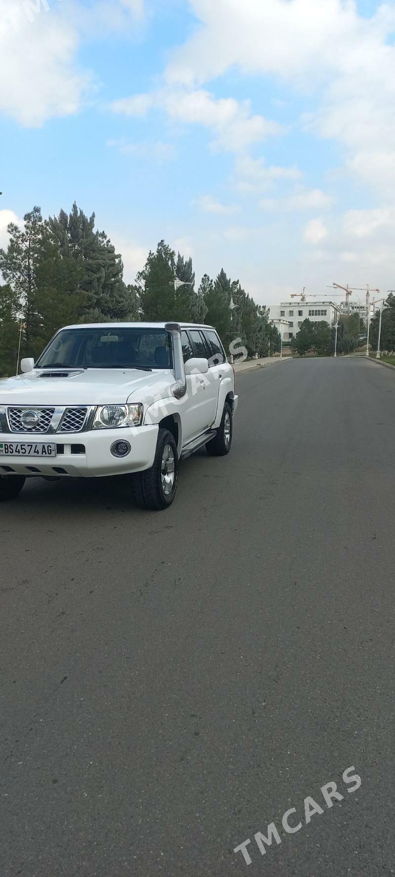 Nissan Patrol 2010 - 400 000 TMT - Ашхабад - img 5
