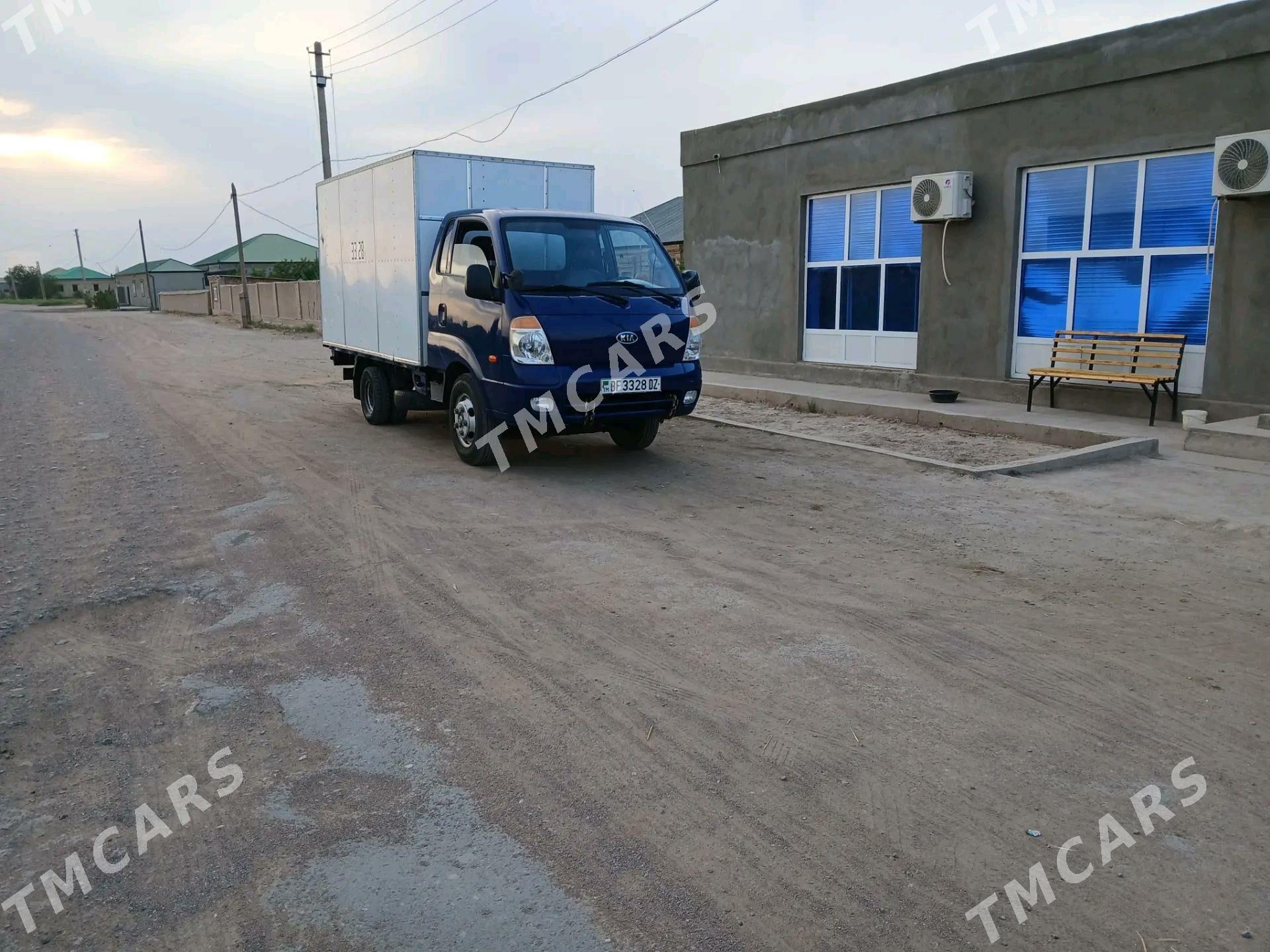 Kia Bongo 2010 - 175 000 TMT - Görogly (Tagta) - img 2