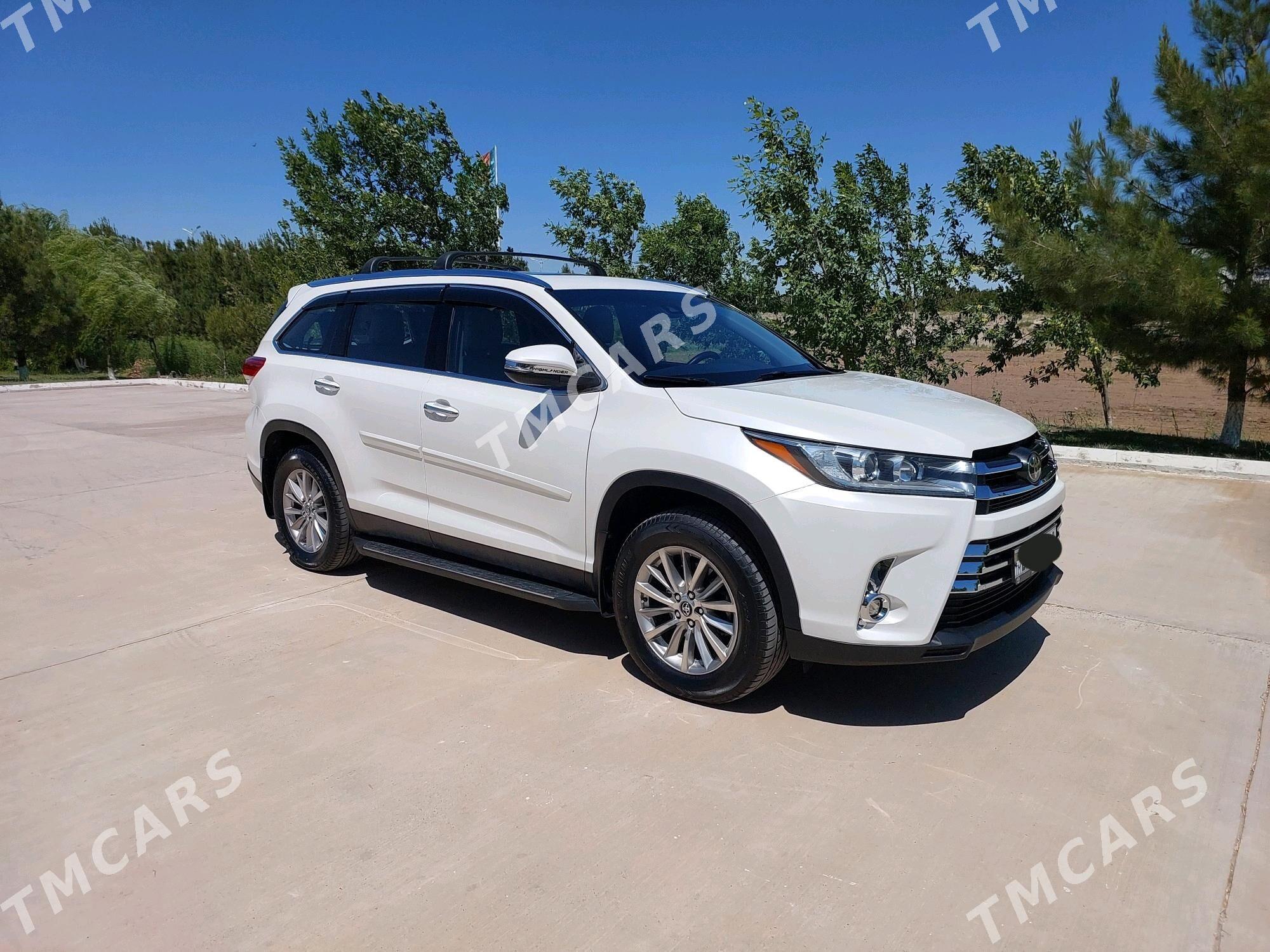 Toyota Highlander 2019 - 450 000 TMT - Türkmenabat - img 3