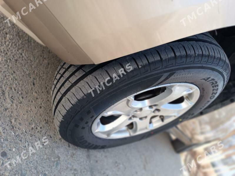 Toyota 4Runner 2008 - 155 000 TMT - Aşgabat - img 5