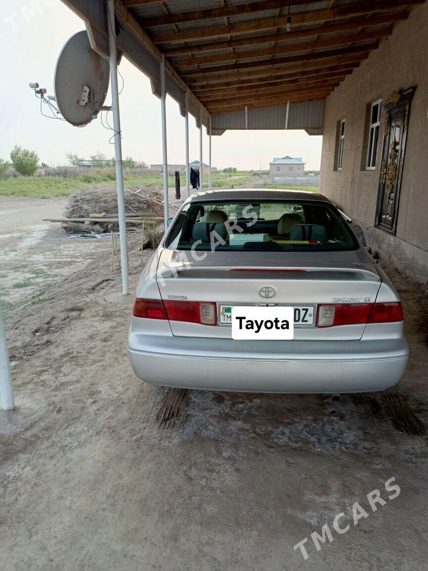 Toyota Camry 2000 - 180 000 TMT - Türkmenbaşy etr. - img 4