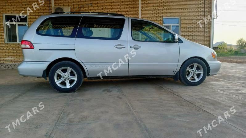 Toyota Sienna 2003 - 160 000 TMT - Mary - img 1
