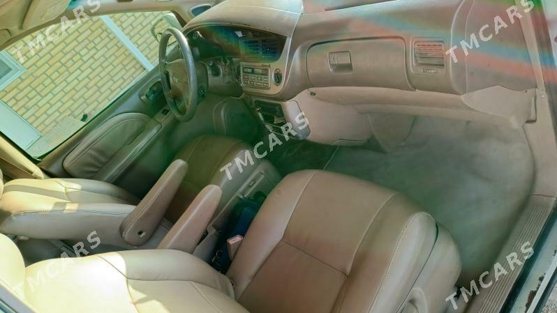 Toyota Sienna 2003 - 160 000 TMT - Mary - img 7