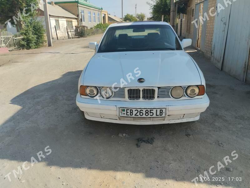 BMW 525 1992 - 30 000 TMT - Garabekewül - img 4