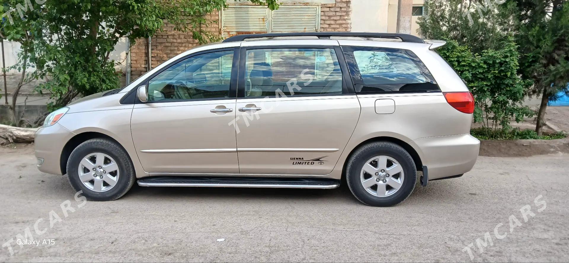 Toyota Sienna 2004 - 250 000 TMT - Daşoguz - img 8