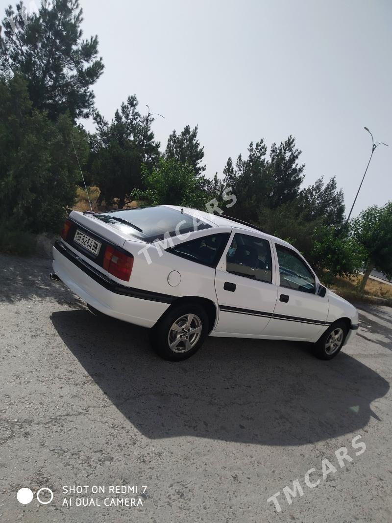 Opel Vectra 1992 - 33 000 TMT - Gyzylarbat - img 4