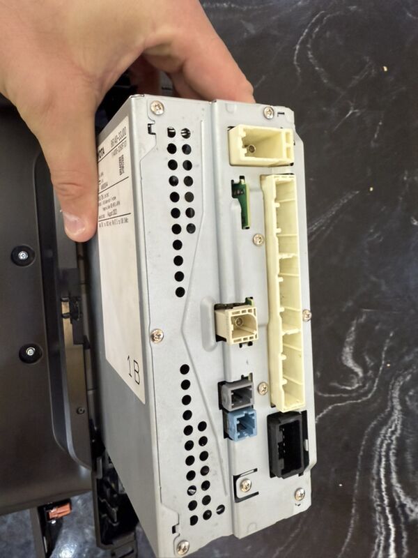 monitor 21-24Camry 8 700 TMT - Aşgabat - img 5