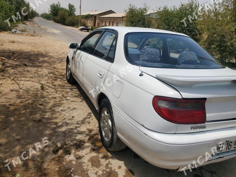 Toyota Carina 1995 - 30 000 TMT - Сакар - img 2