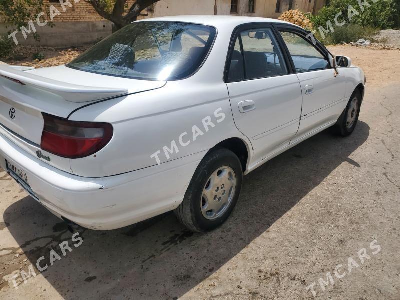 Toyota Carina 1995 - 30 000 TMT - Сакар - img 3