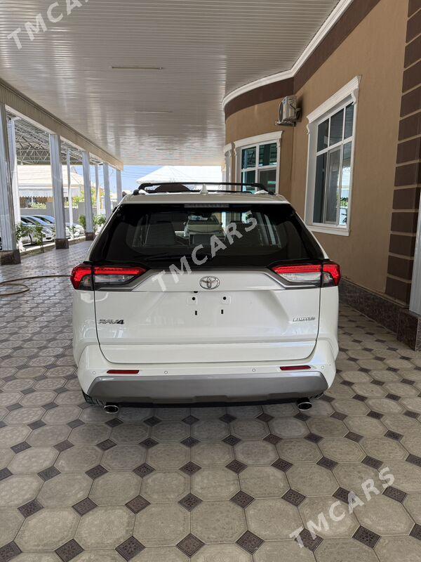 Toyota RAV4 2022 - 440 000 TMT - Mary - img 4