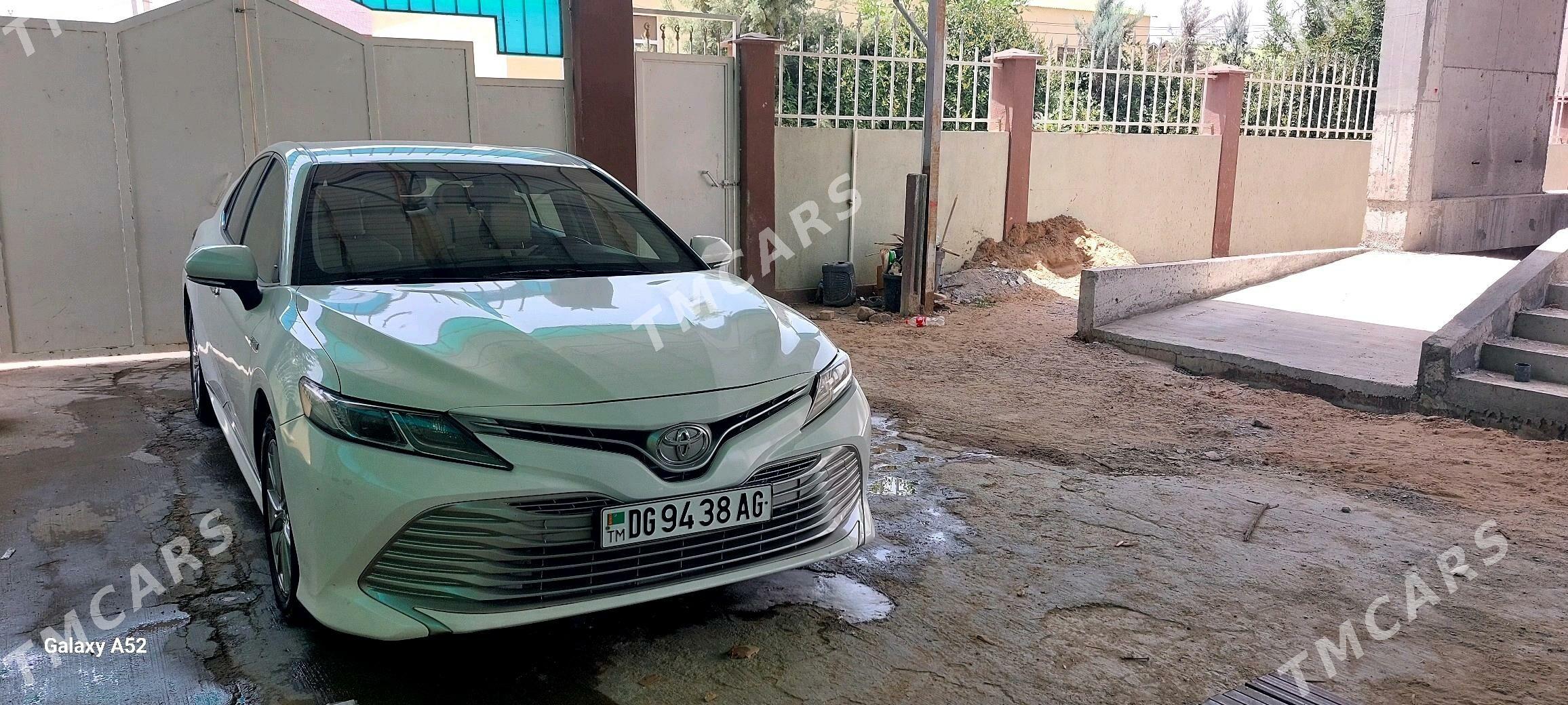 Toyota Camry 2020 - 240 000 TMT - Ашхабад - img 2