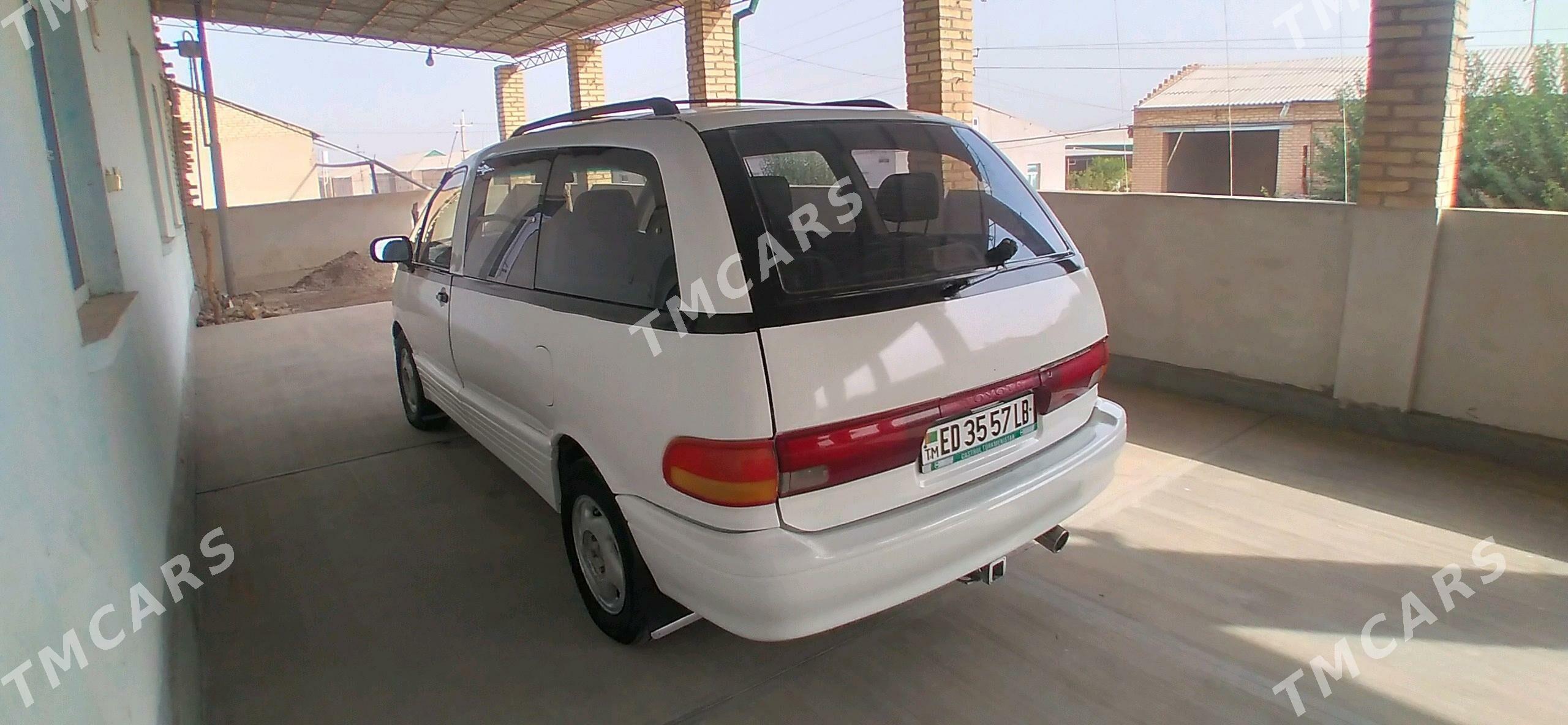 Toyota Previa 1993 - 65 000 TMT - Халач - img 6