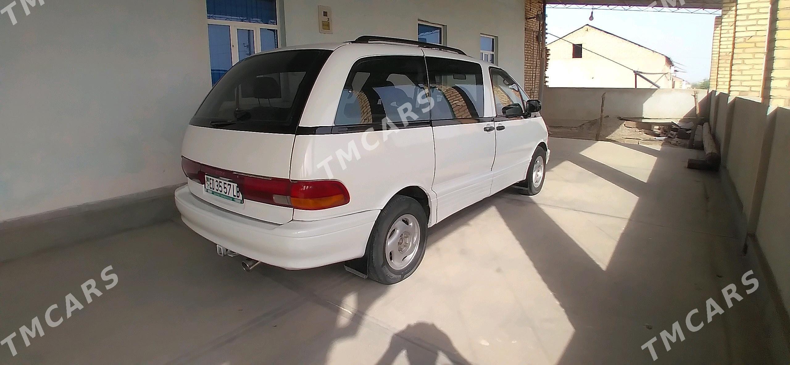 Toyota Previa 1993 - 65 000 TMT - Халач - img 5