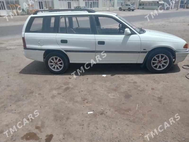 Opel Astra 1992 - 31 000 TMT - Мары - img 2
