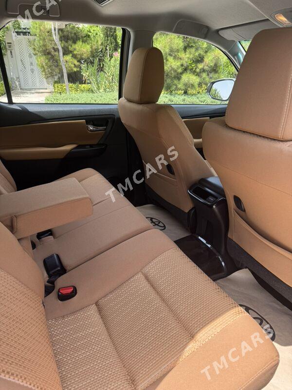 Toyota Fortuner 2021 - 624 000 TMT - Aşgabat - img 9