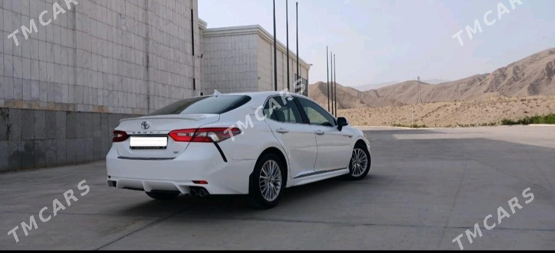 Toyota Camry 2018 - 320 000 TMT - Balkanabat - img 3