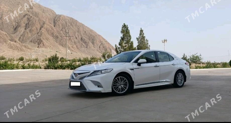 Toyota Camry 2018 - 320 000 TMT - Balkanabat - img 2