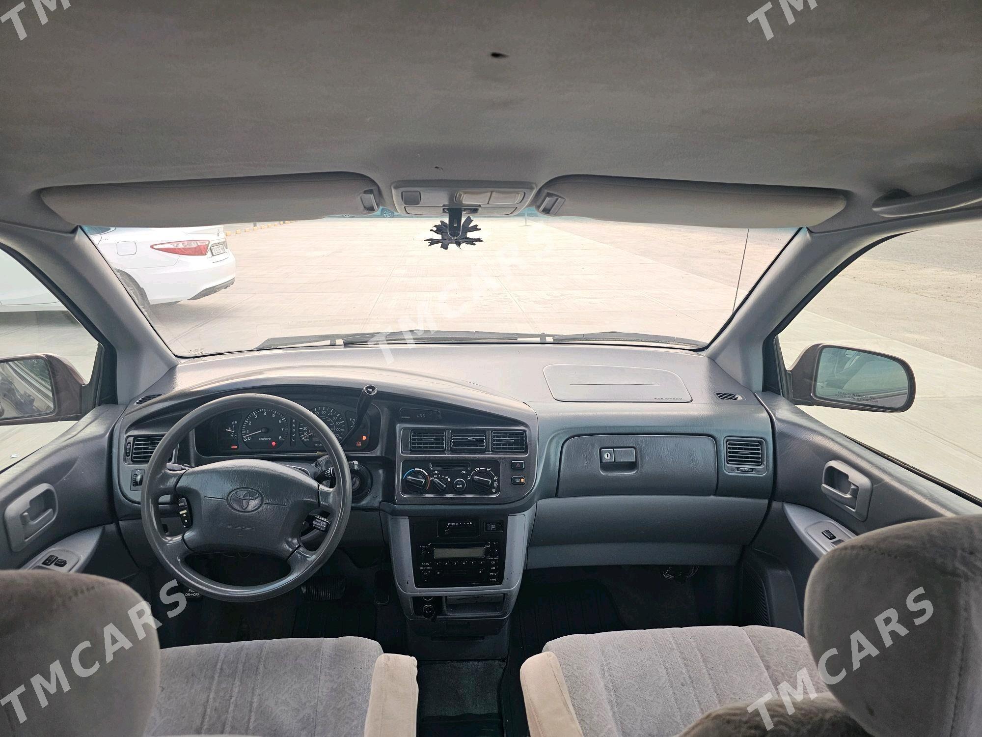 Toyota Sienna 2000 - 123 000 TMT - Mary - img 7
