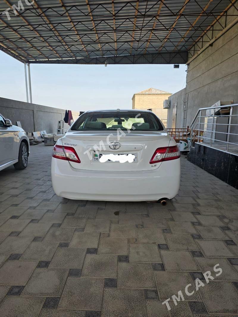 Toyota Camry 2011 - 215 000 TMT - Векильбазар - img 3
