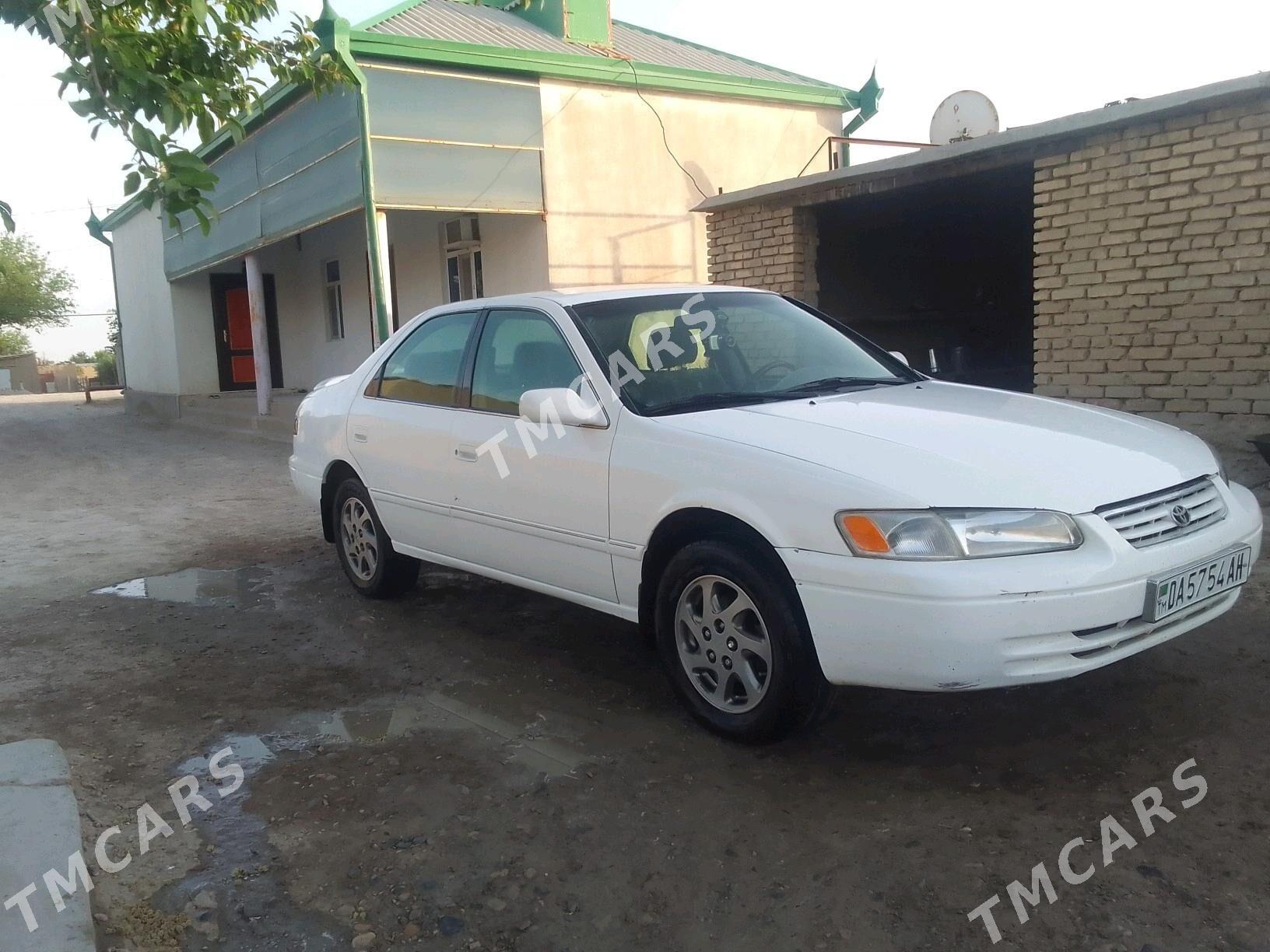 Toyota Camry 1997 - 140 000 TMT - Kaka - img 3