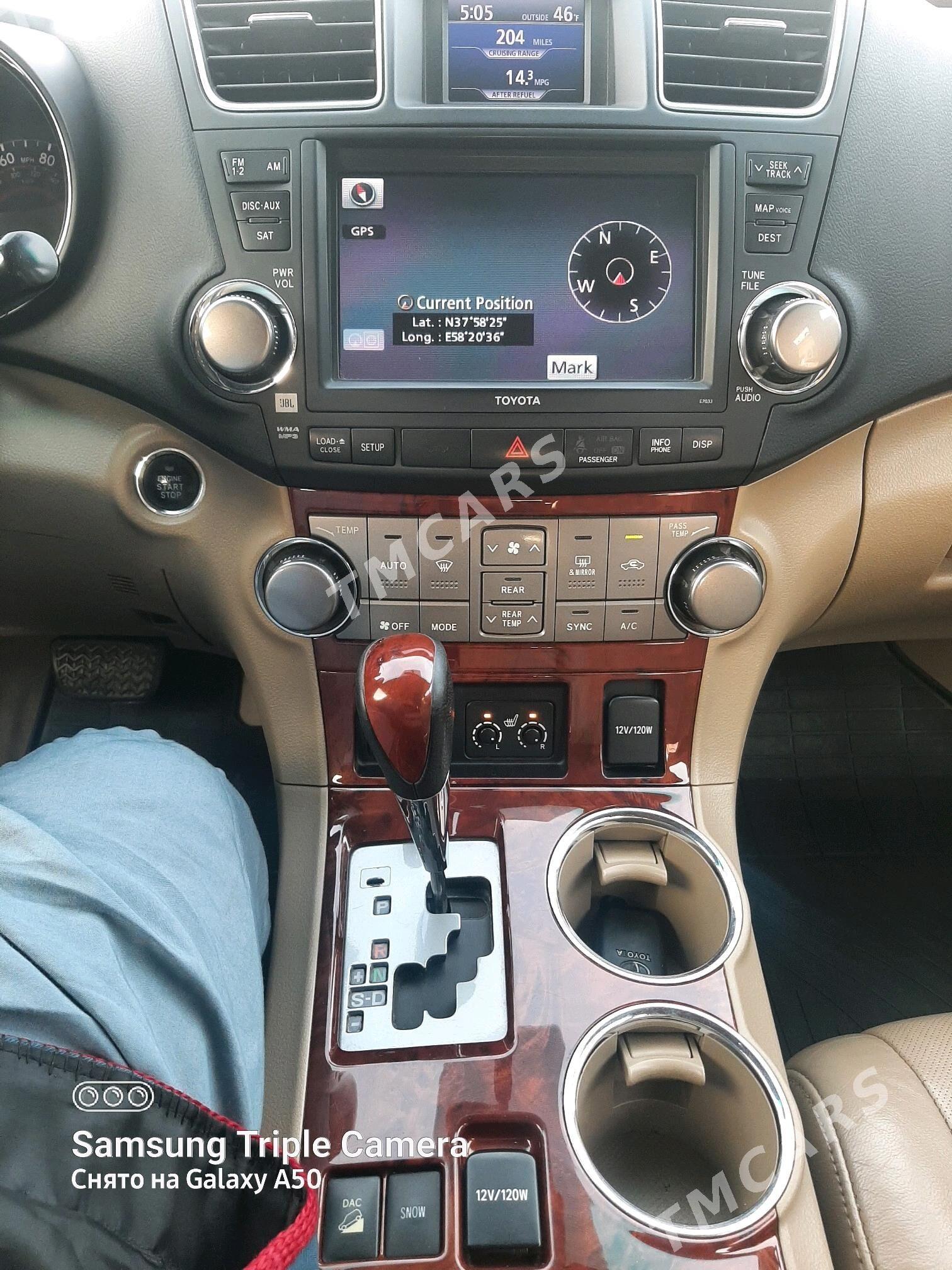 Toyota Highlander 2012 - 355 000 TMT - Ашхабад - img 6