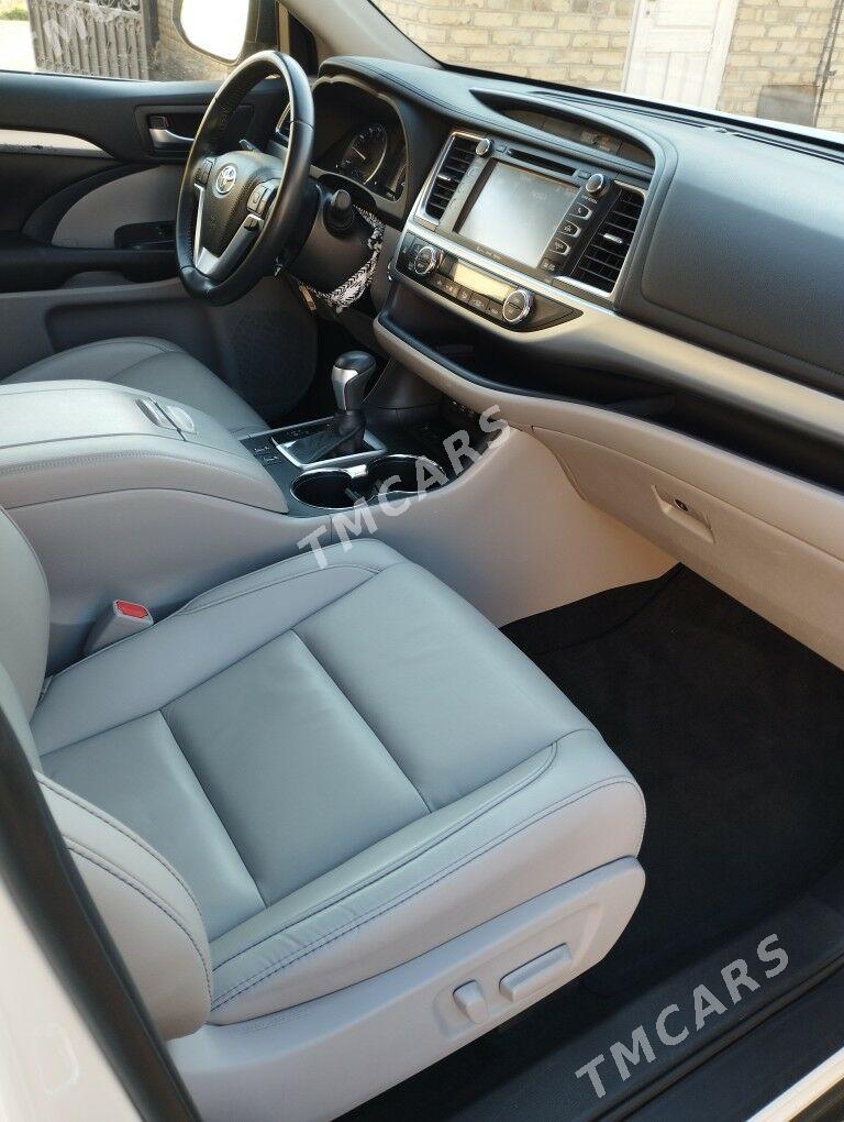 Toyota Highlander 2019 - 500 000 TMT - Aşgabat - img 3