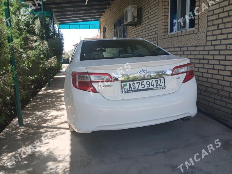 Toyota Camry 2012 - 200 000 TMT - Daşoguz - img 4